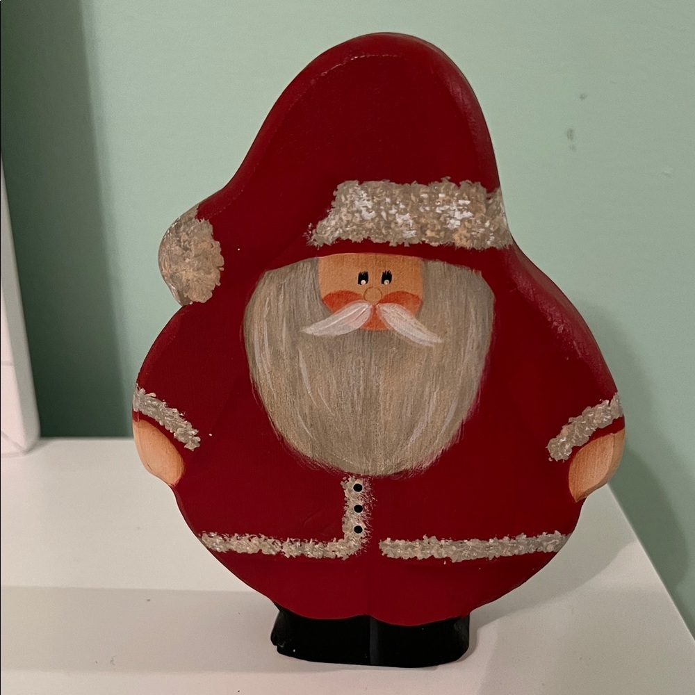 Adorable Hand Painted Chunky Santa Figurine
